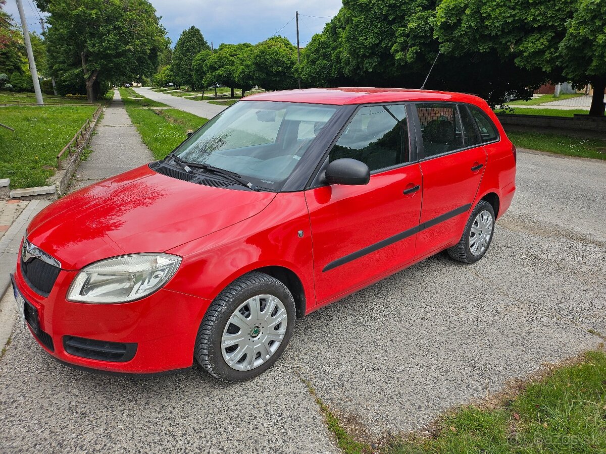 SKODA FABIA 1.2i 44KW 2010 COMBI DOVOZ