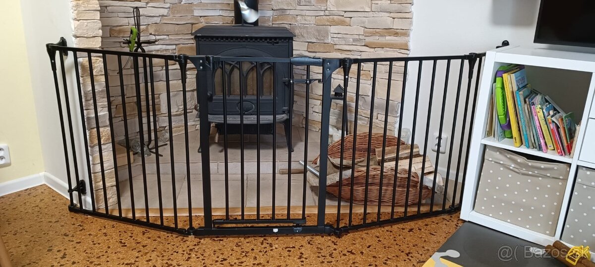 Krbová zábrana pre deti Hauck Fireplace Guard XL charcoal