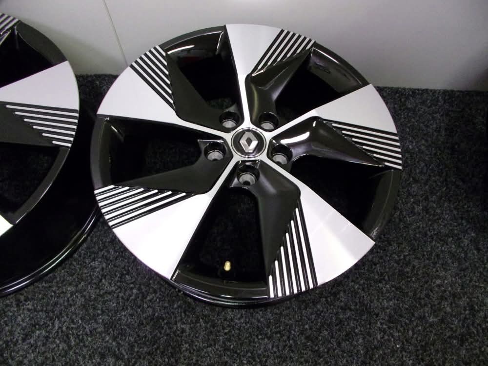 Renault megane dacia duster honda toyota nissan 5x114,3 r18