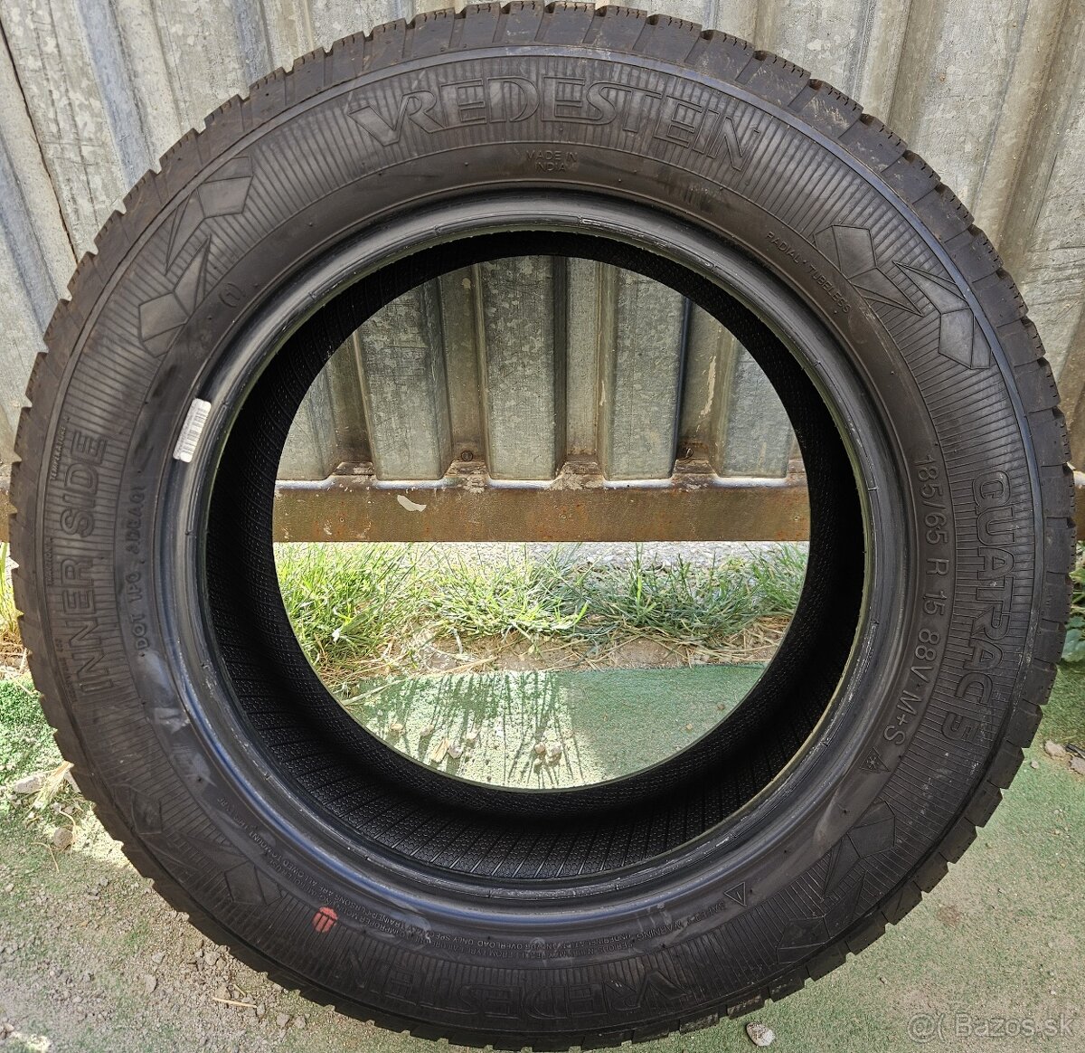 3 ks celoročných pneu Vredestein v rozmere 185/65 r15