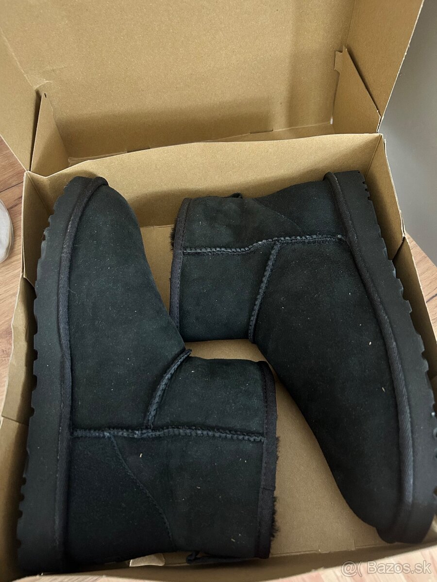 Pánske snehule UGG - veľkosť 41