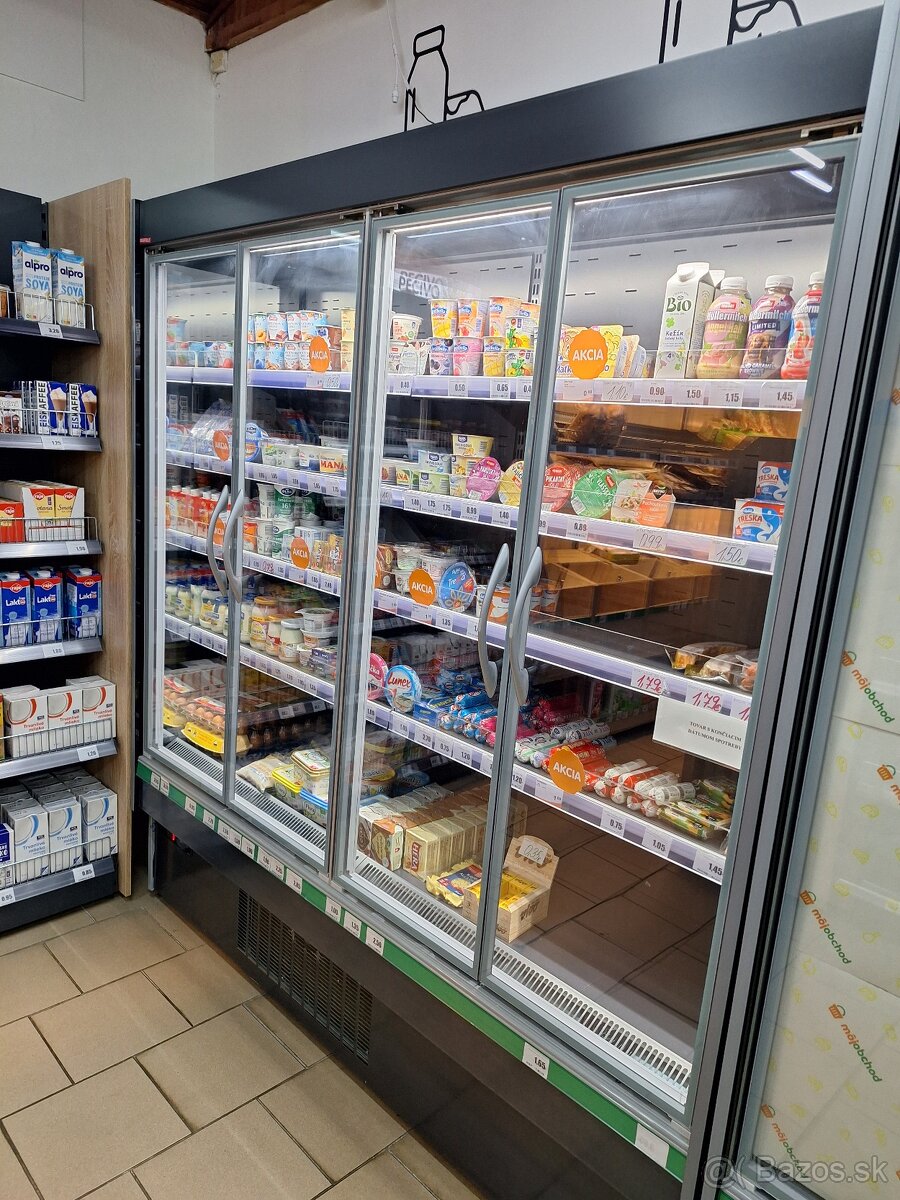Talianska chladiaca vitrina