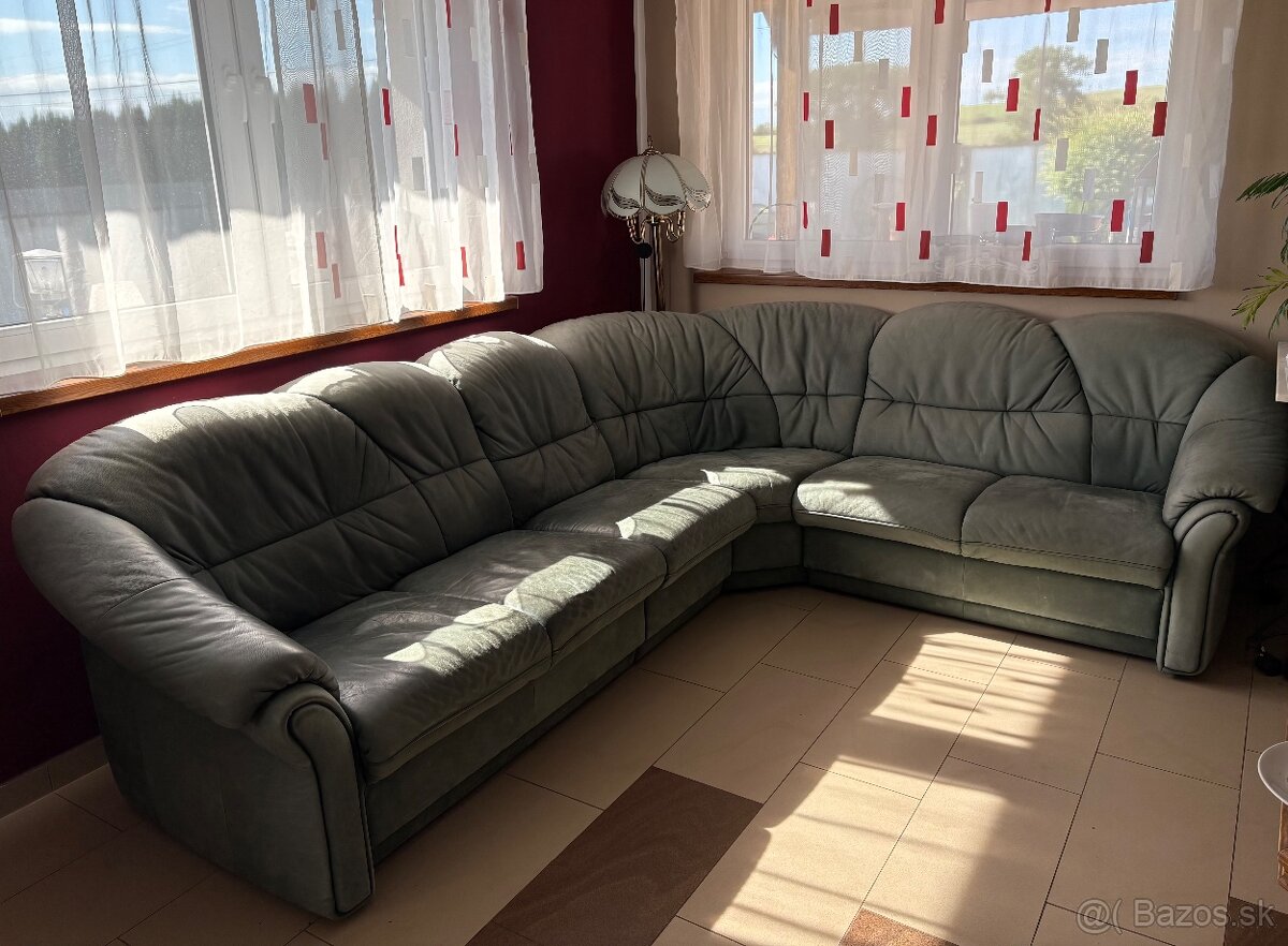Kožený rohový gauč