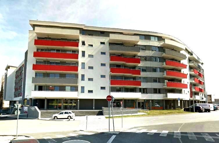 Na predaj 4-izbový byt v centre mesta  novostavba -Žriedlová