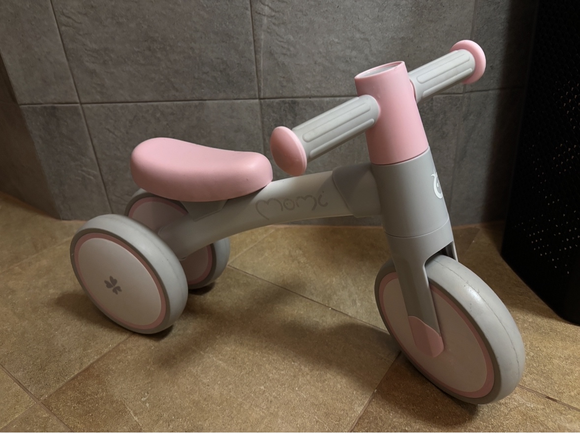 Detské odrážadlo MoMi