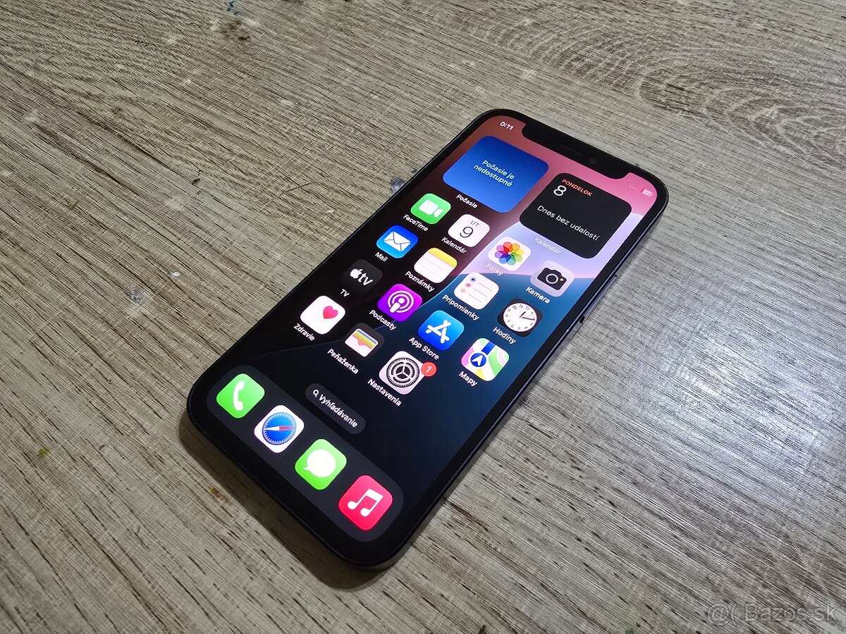 Iphone 12 mini s novou bateriou a 100 percentnym zdravym pln