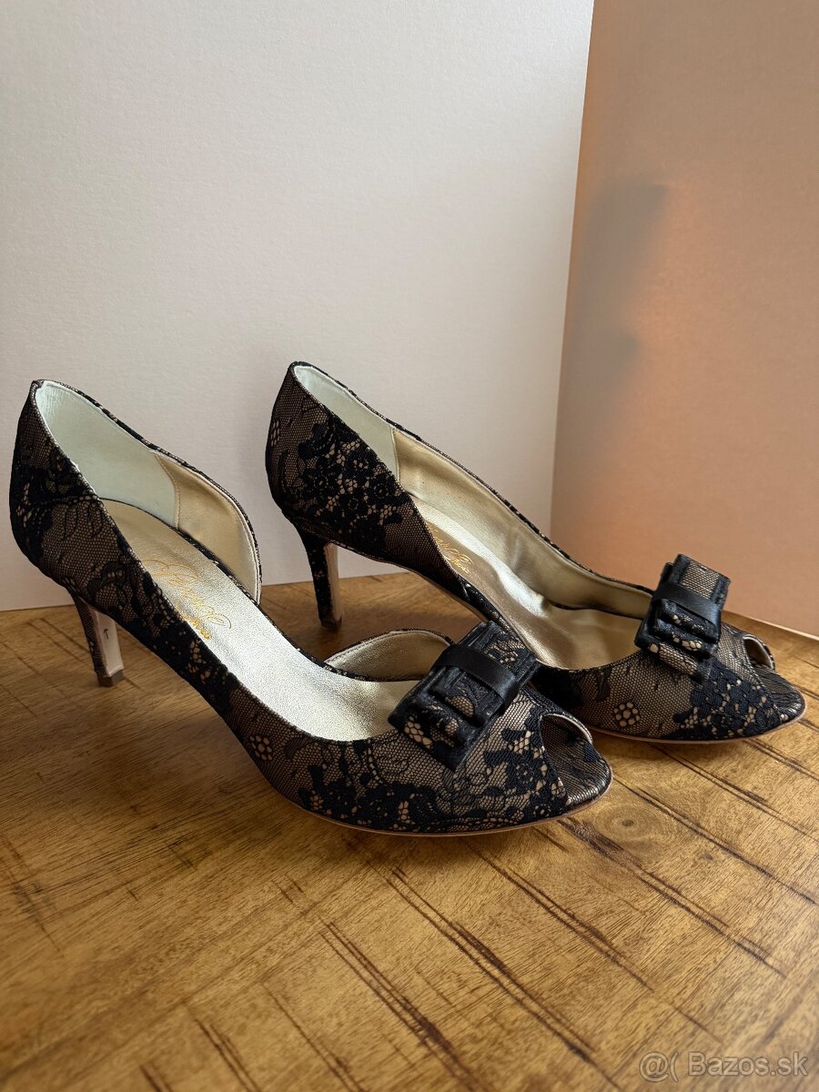 Predam Spoločenské topanky Penrose