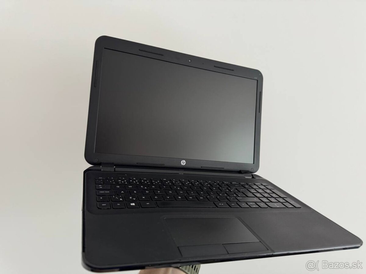 HP, nová batéria,Čistý Windows 10 PRO,Word,Excel,Pp...2024