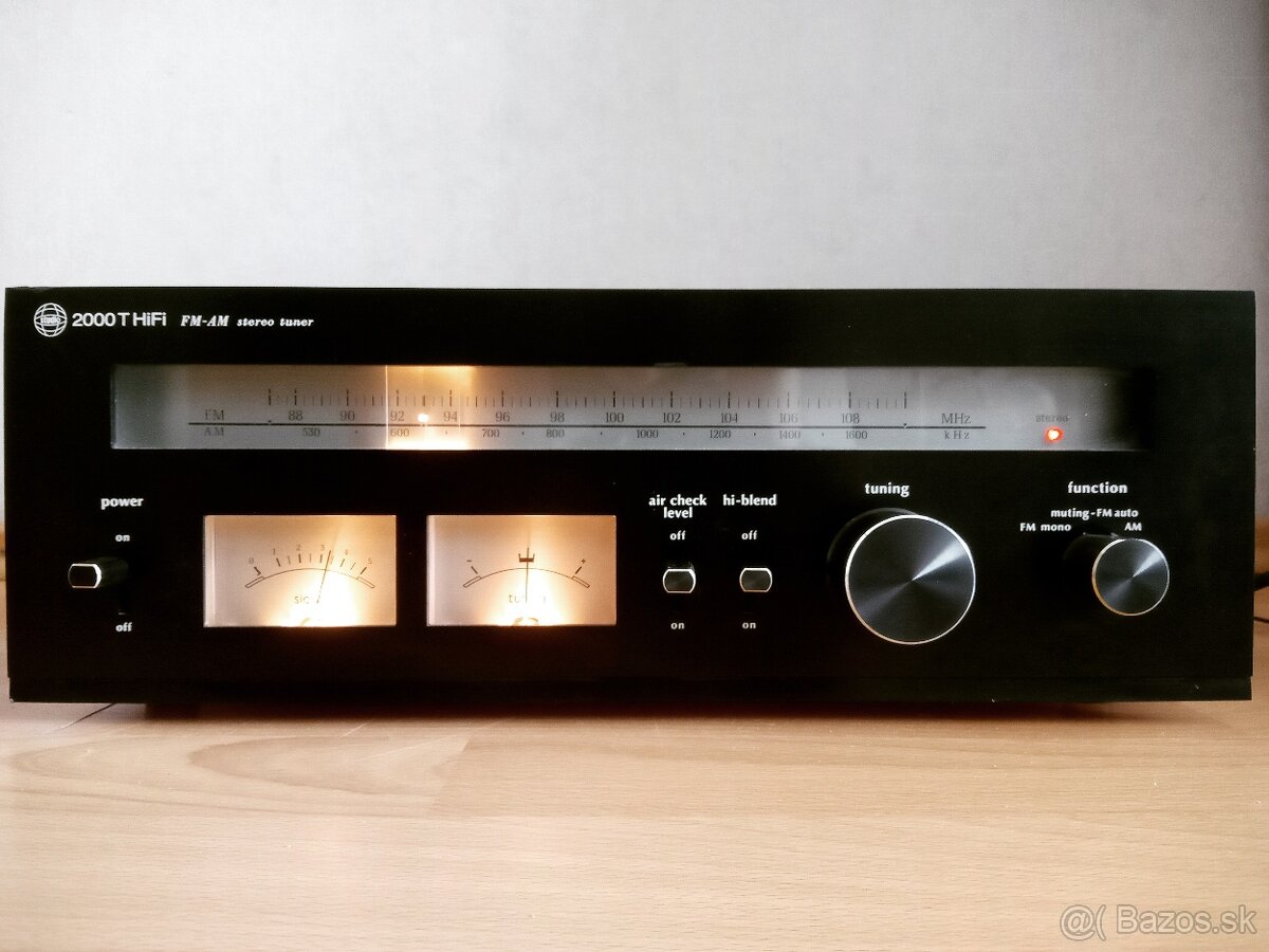 2000T stereo tuner