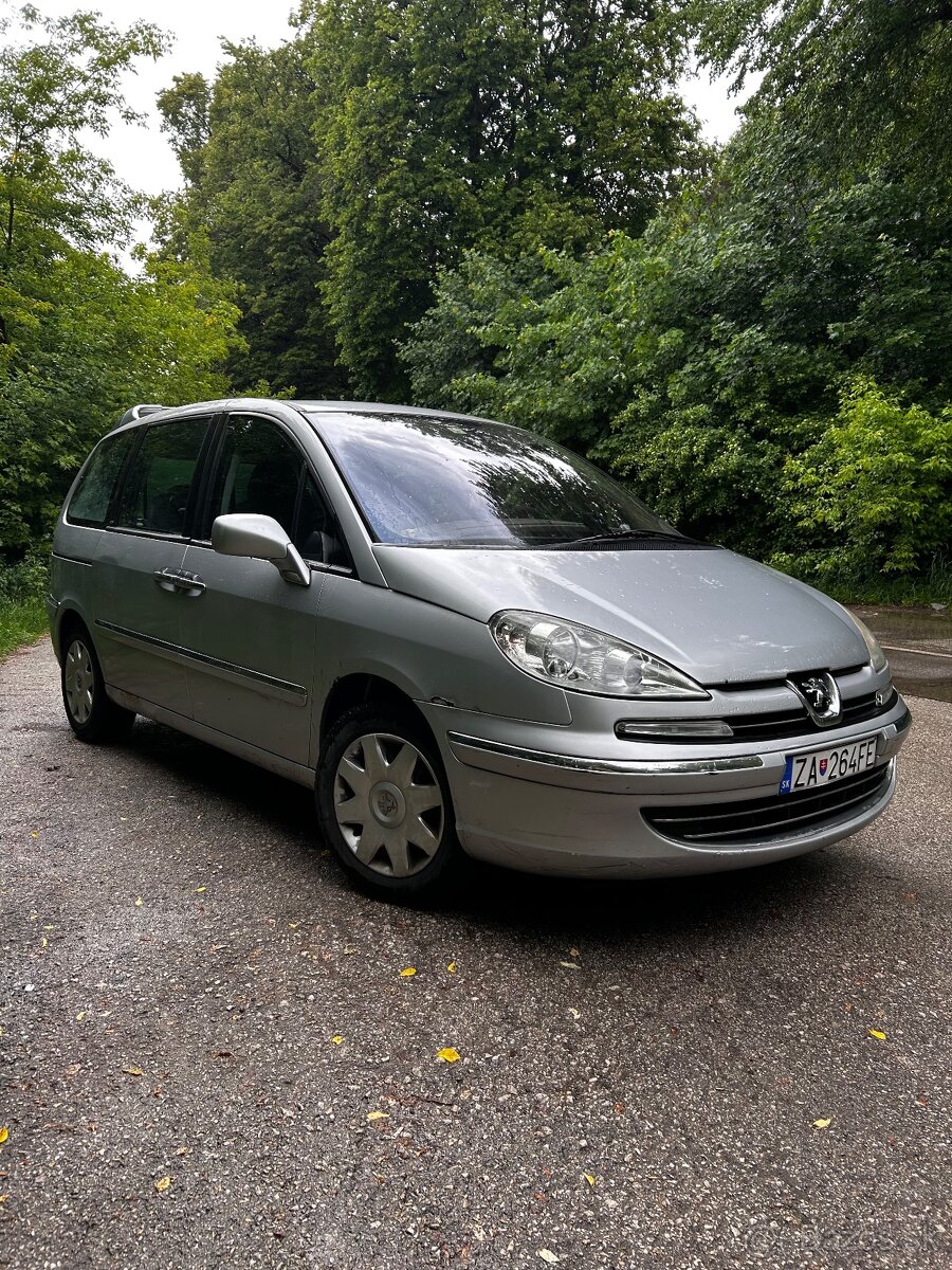 Peugeot 807