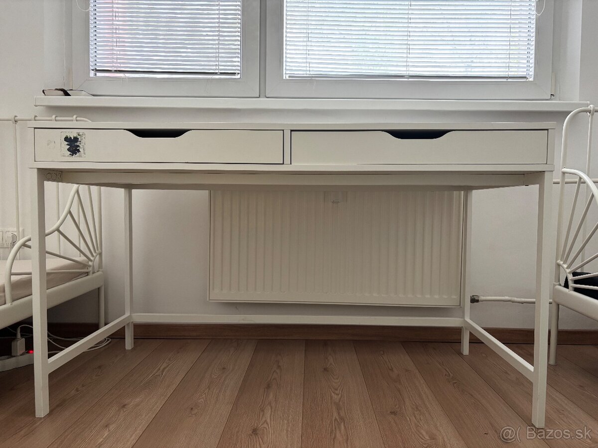Predám stôl Ikea
