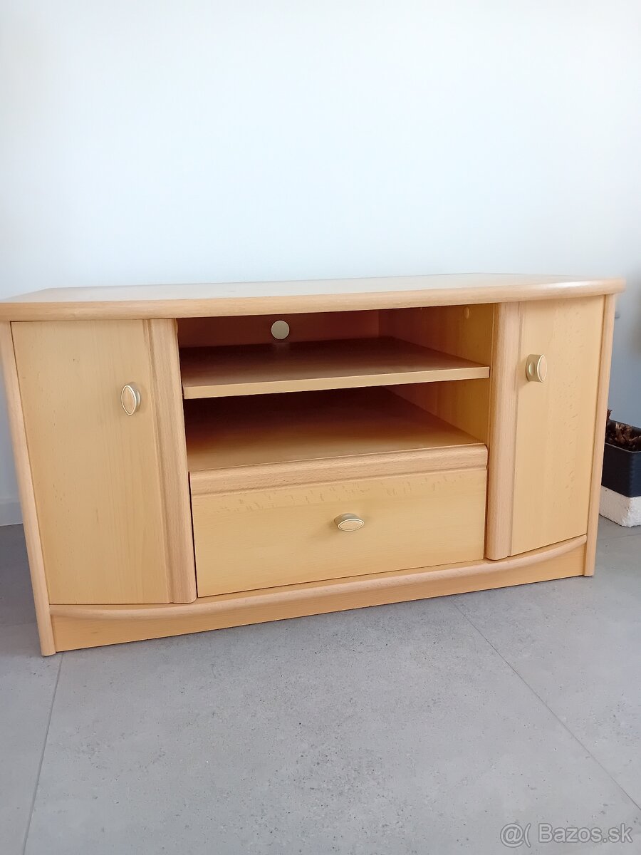 Stolík