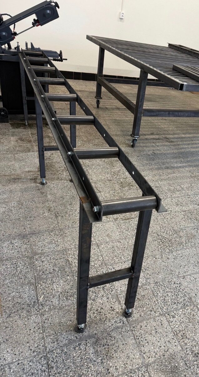 valčekové dopravníky / podávače materiálu – 3 m