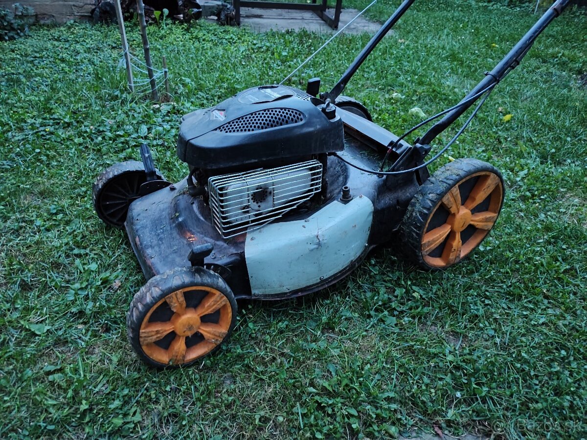Benzínová kosačka Partner P46-500CDW