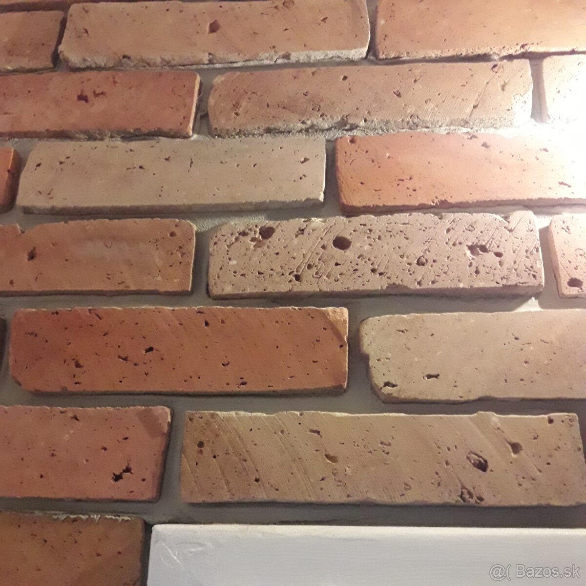 tehlový obklad zo starej tehly