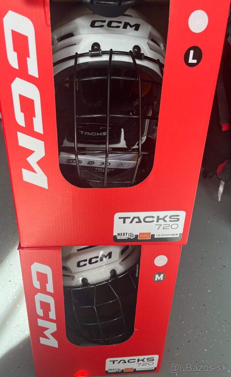 prilba CCM Tacks 720 combo