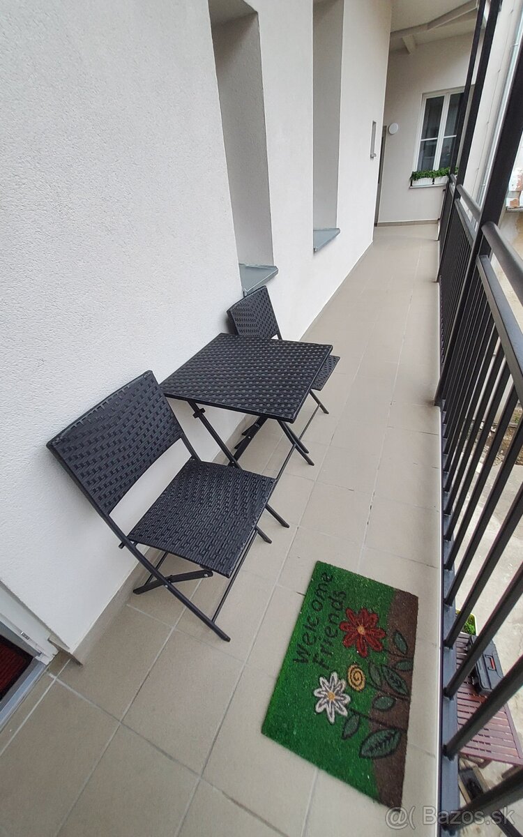 3 izbov Centrum s sparkovacim.miestom