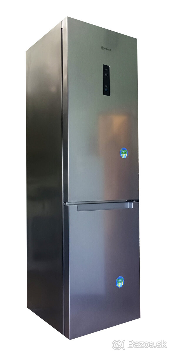 Kombinovaná chladnička INDESIT INFC9 TO32X