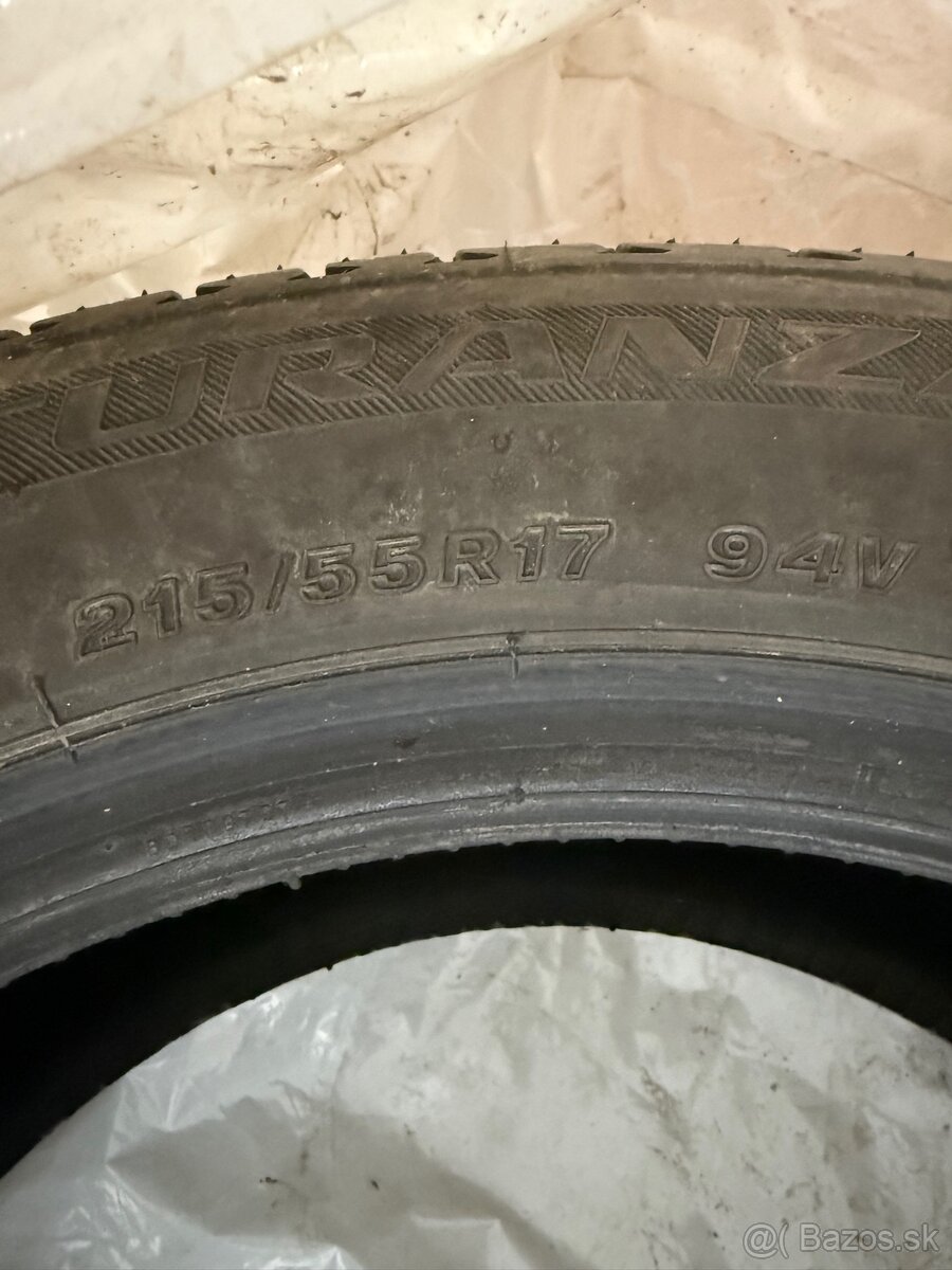 Bidgestone 215/55R17 94V