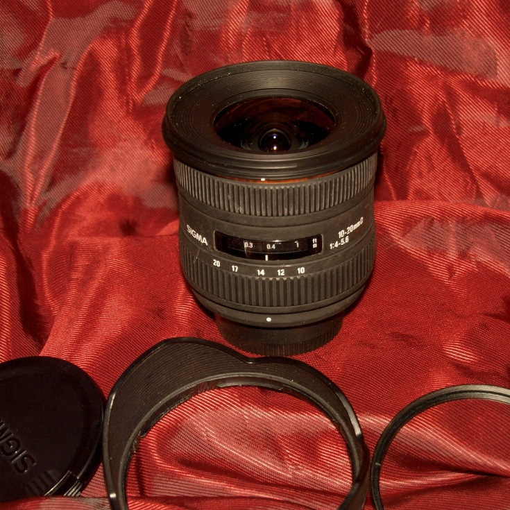 SIGMA EX 10-20mm pre Nikon.
