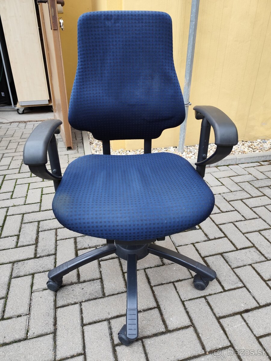 Predám kancelárske kreslá