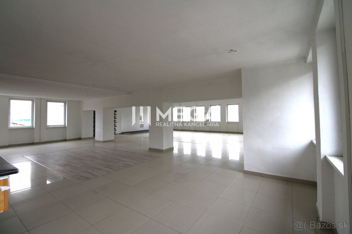 NA PRENÁJOM Obchodný priestor s parkovaním – Humenné, 230 m²