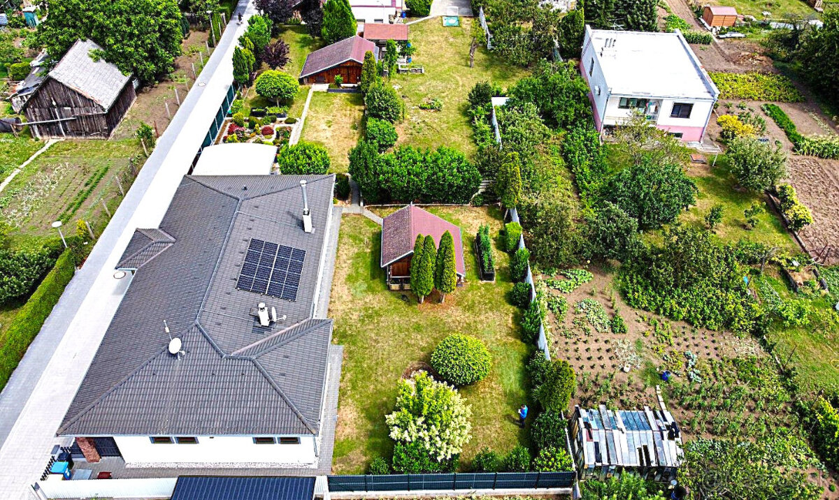 REZERVOVANÝ Štýlový bungalov /1273 m2/, Piešťany - Trebatice