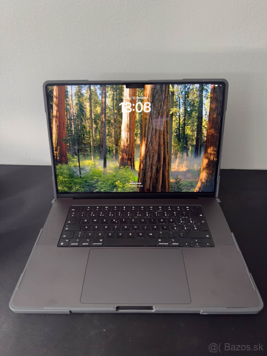 Predám MacBook Pro 16" M3 PRO SK 2023 Vesmírne sivý