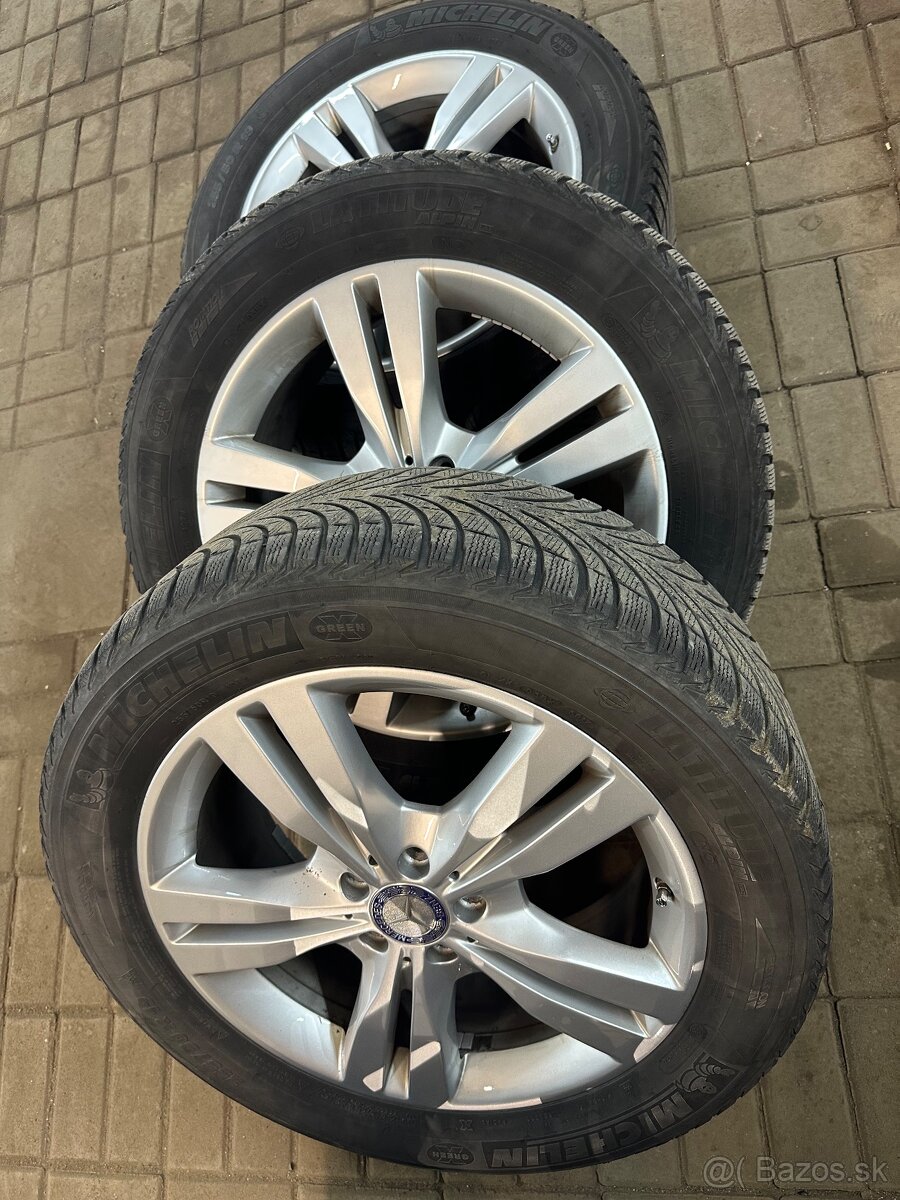 Elektrony Mercedes-Benz R19