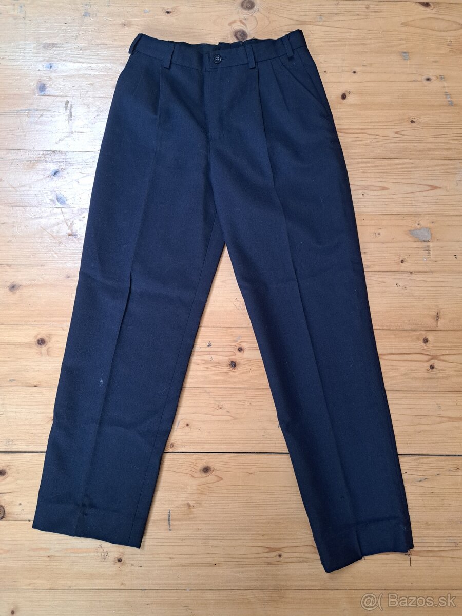 Chlapčenské oblečenie na prvé sväté prijímanie