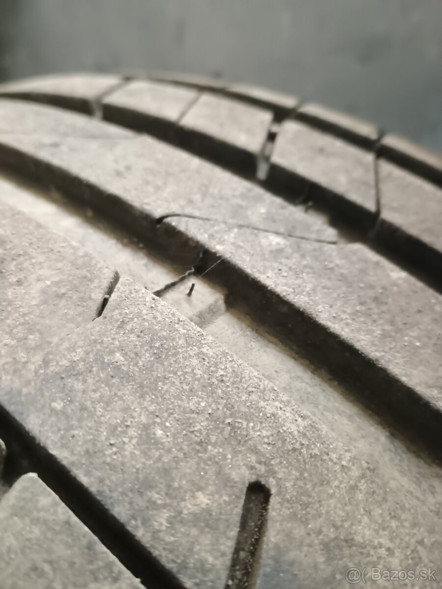 Velox Sport PT741 245/45r18