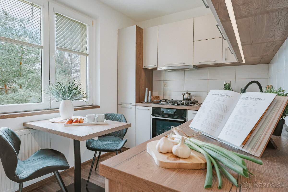 Na predaj kompletne zrekonštruovaný 2-izbový byt - Hliny VII