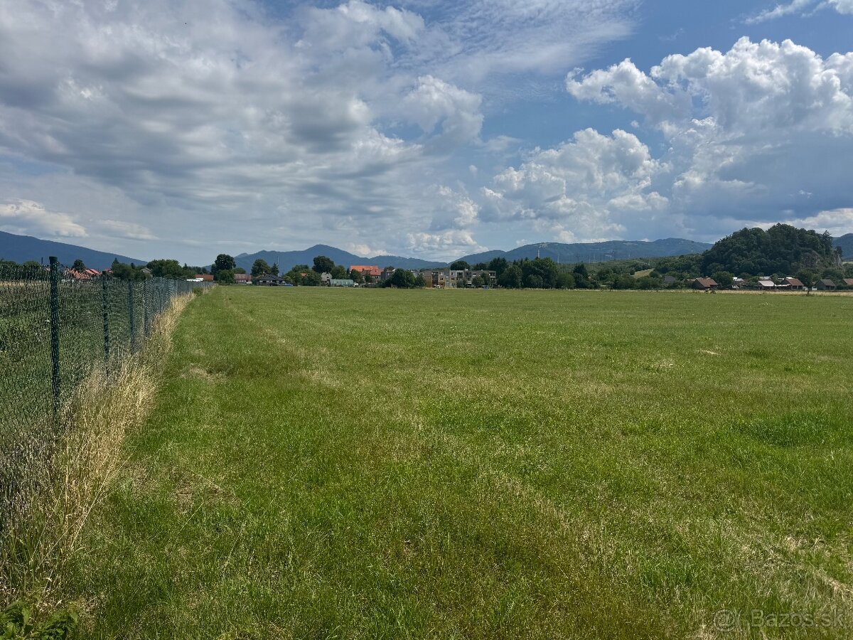 Predám pozemok  v obci Sučany