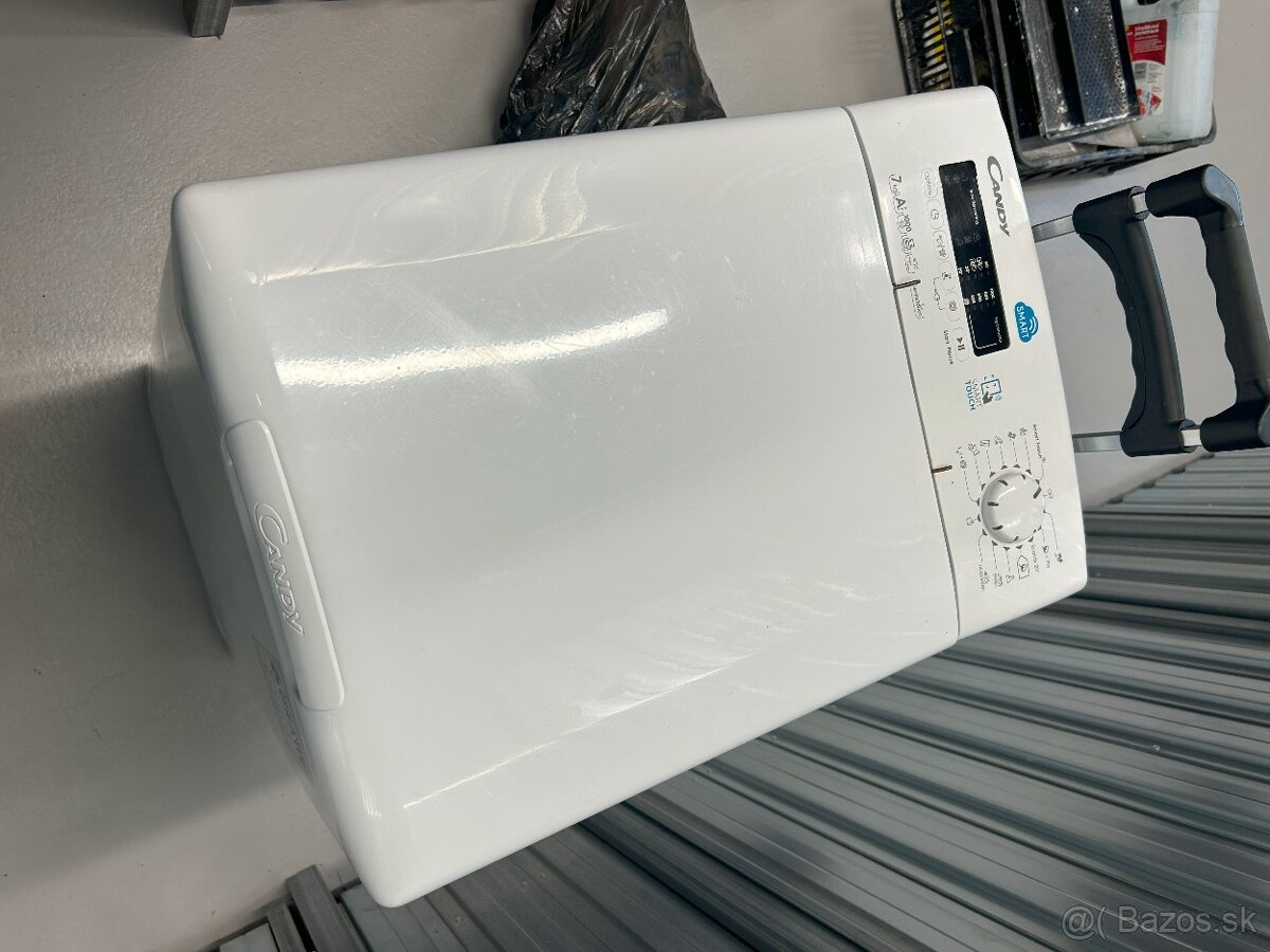 Pračka Candy CST 370L-S Nefunkcne zatvaranie veka