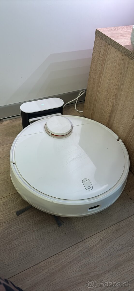 Xiaomi 2v1 roboticky vysávač