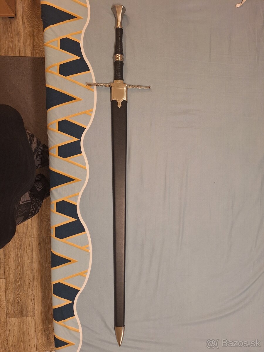 Na predaj replika meča witcher 3 v úplne novom stave