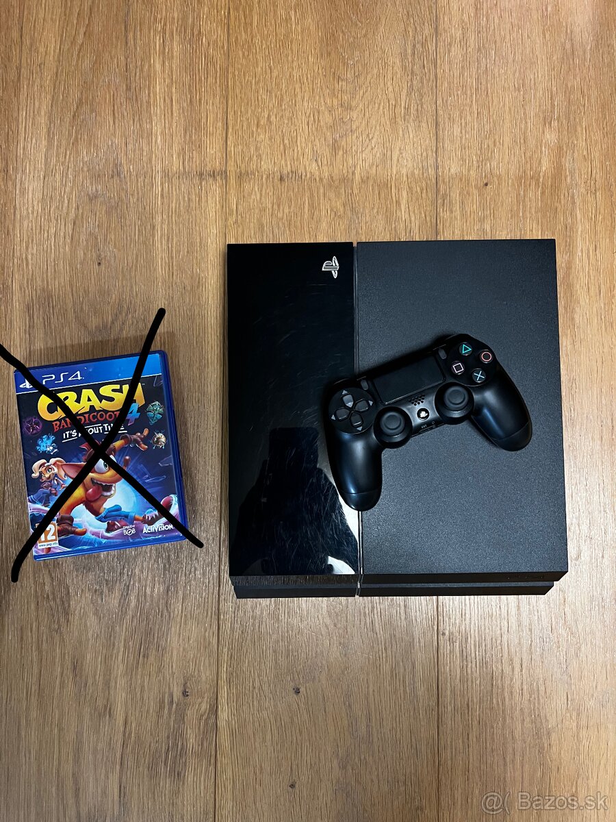 Predám PS4 + hra Spider Man