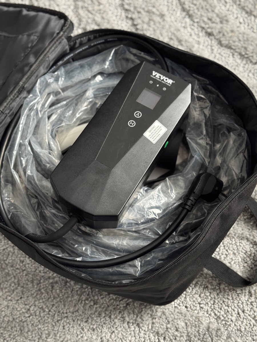 VEVOR nabíjačka elektromobilov s obrazovkou typ 2, 16A 3,7 k