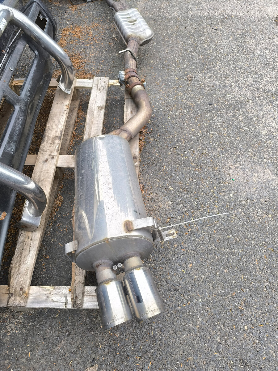 Bmw e60 Koncový tlumič Schmiedmann + výfuk