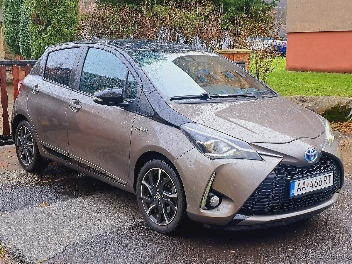 Toyota Yaris Hybrid 2018 Facelift 4-valec