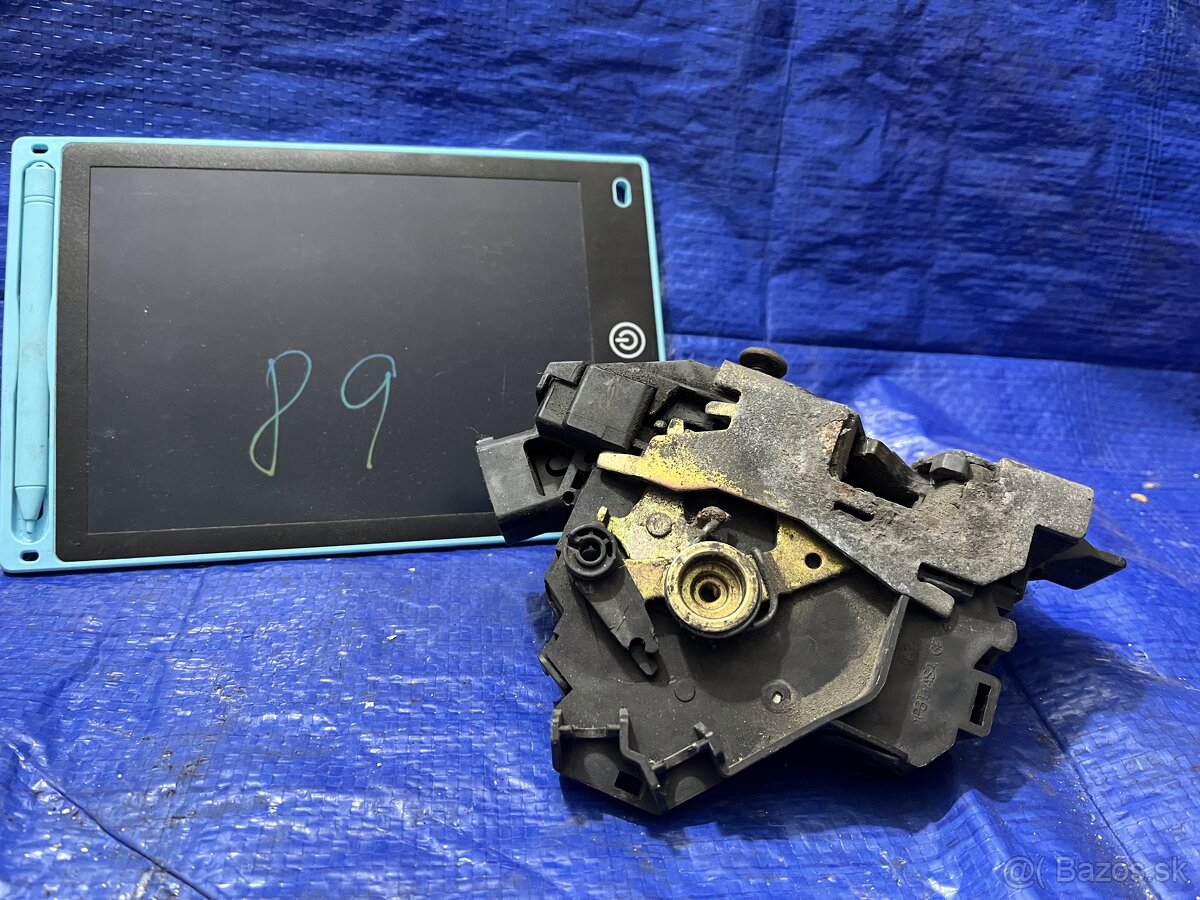 LAVY ZADNY ZAMOK FORD FOCUS MK1