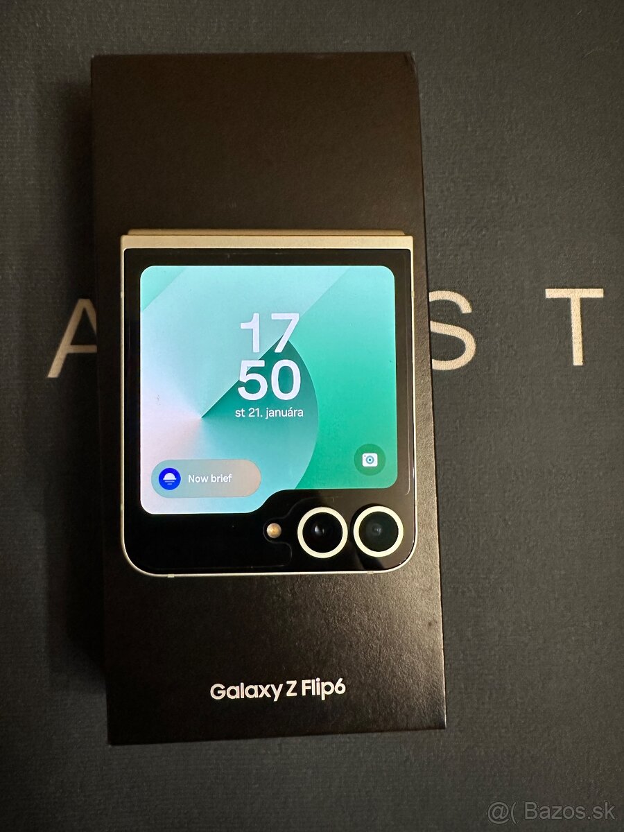 Samsung Galaxy Z Flip 6