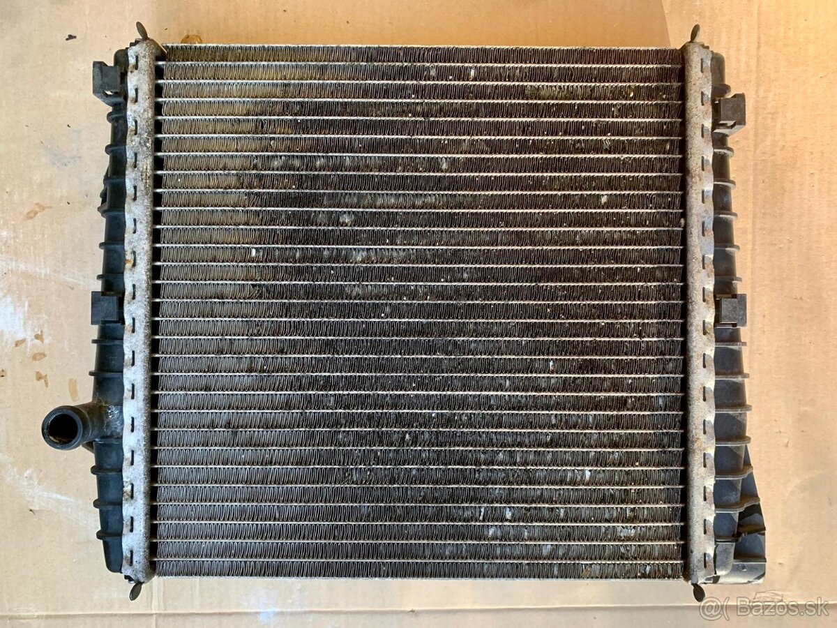 VODNY CHLADIC 7PP121212 PORSCHE PANAMERA (970)