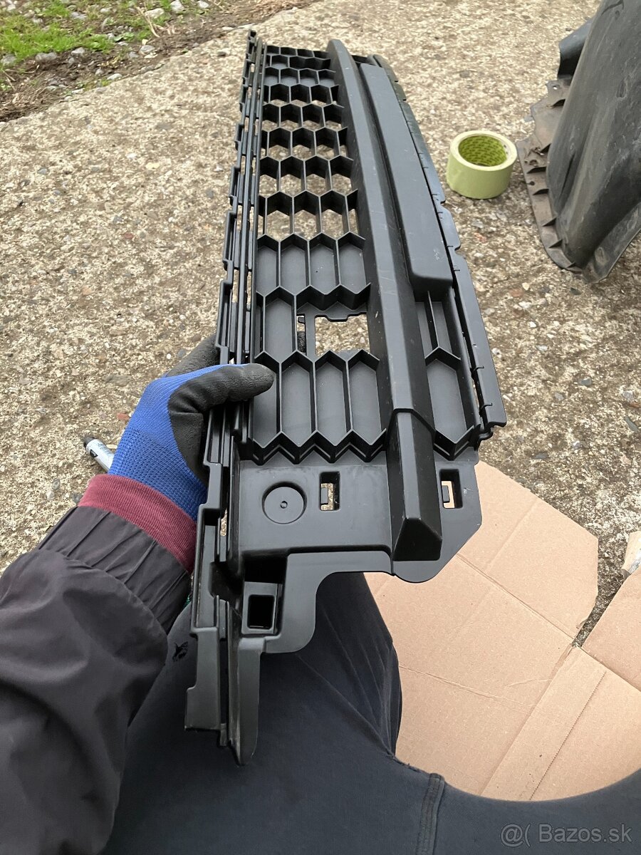 mrizka do predniho narazniku stredova skoda kodiaq