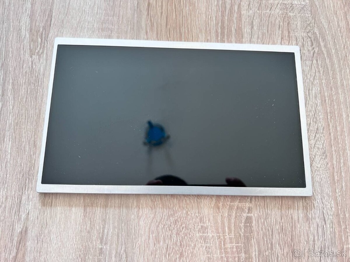 Predám obrazovku do notebooku 10,1" LED 40pin displej////