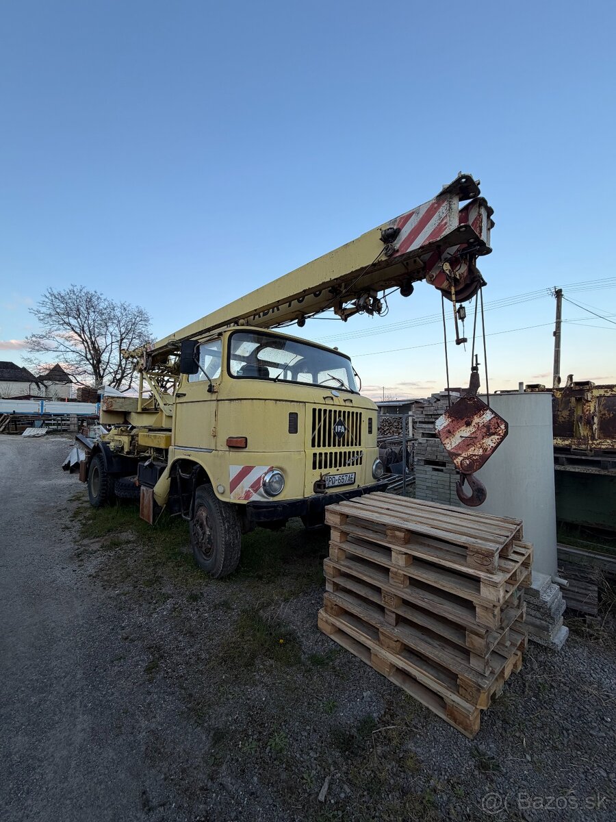 Predám autožeriav IFA ADK 70