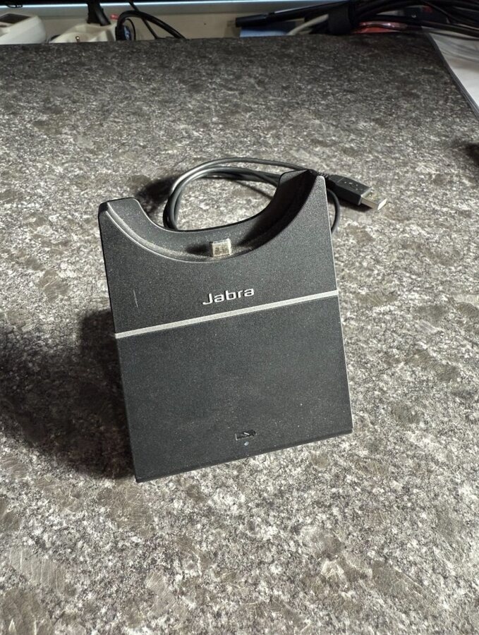 Nabíjací stojan Jabra E75 pre headsety – model DIV010