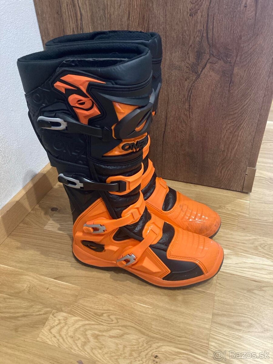 Motokrosové topánky