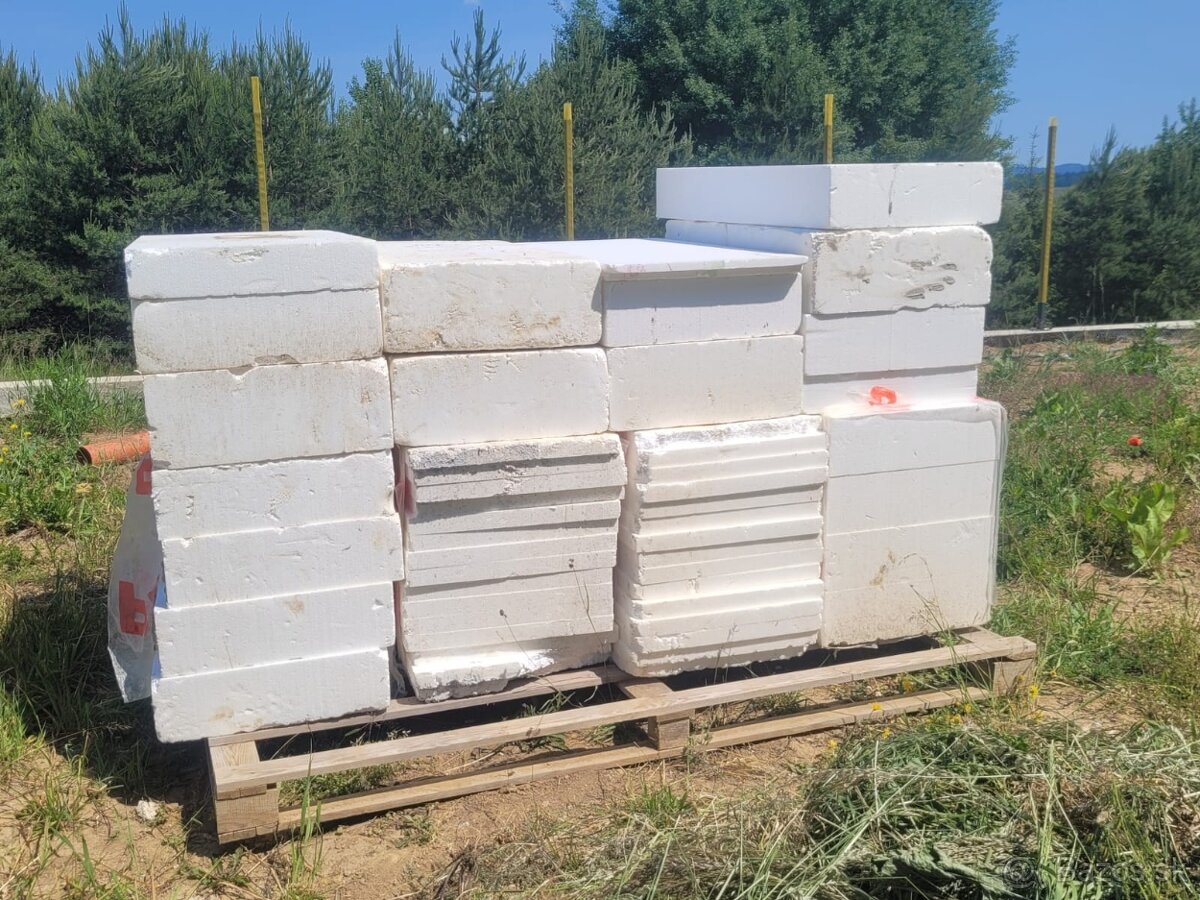 Predám fasádny zatepľovací polystyrén – zvyšok zo stavby (ce