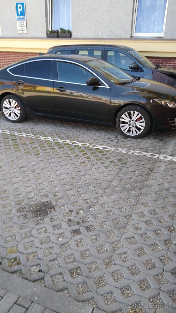 Predám krásne autíčko MAZDA 6